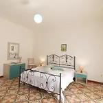 Casa Isabel A Apartment *