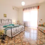 Casa Isabel A Daire